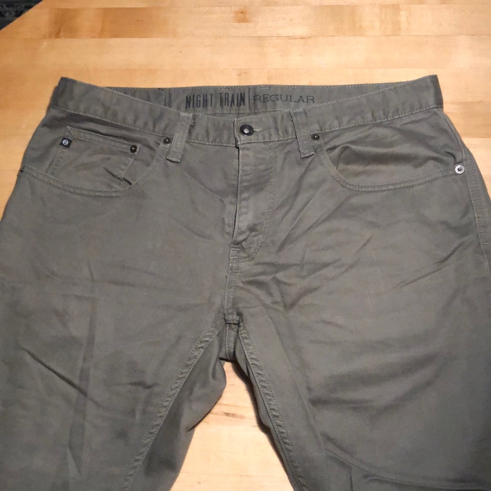 Men’s Green Chino Pants